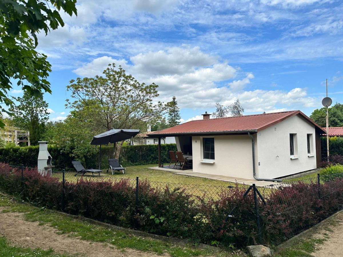Bungalow Am Dobbertiner See Buitenkant foto