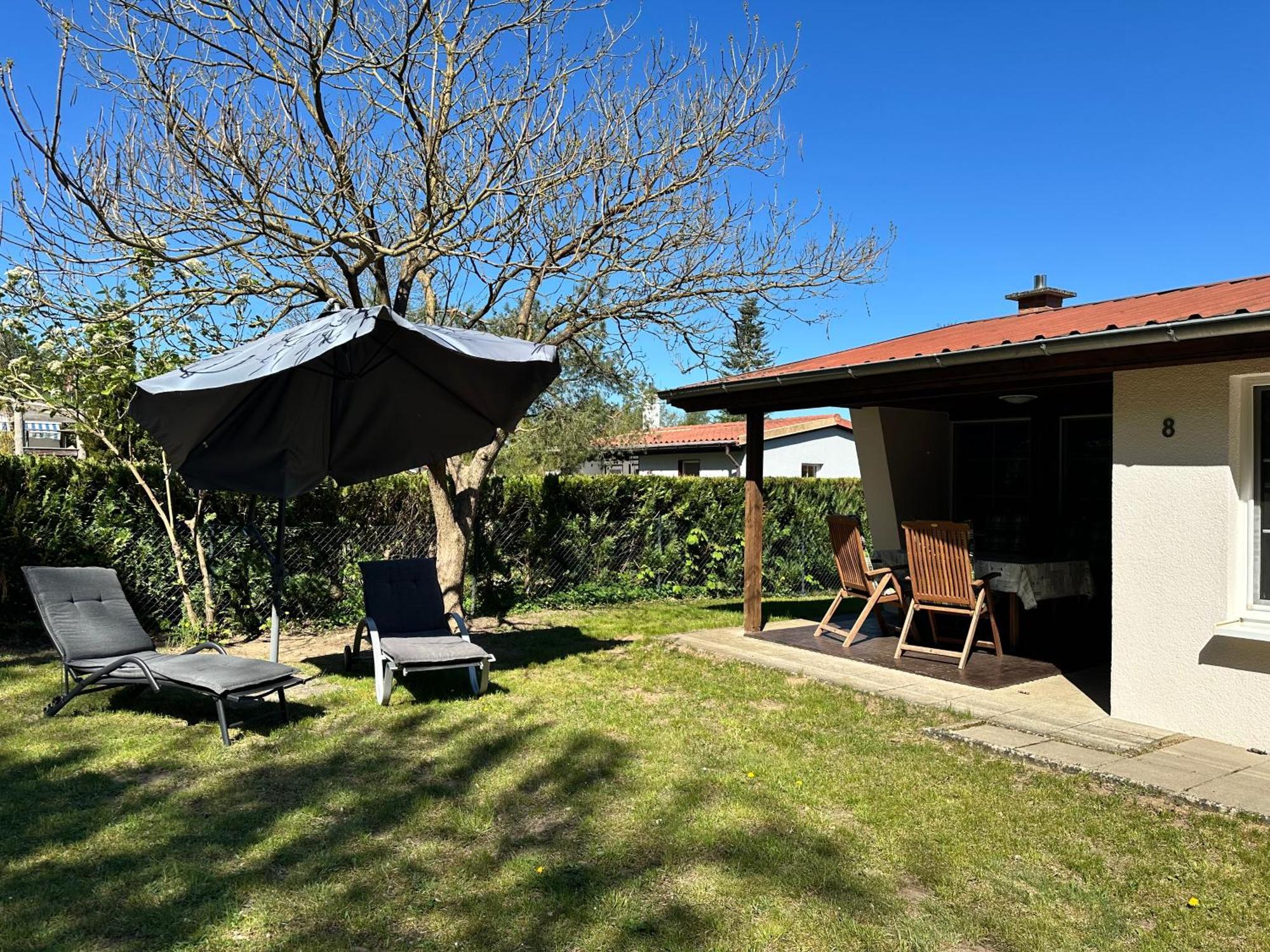 Bungalow Am Dobbertiner See Buitenkant foto